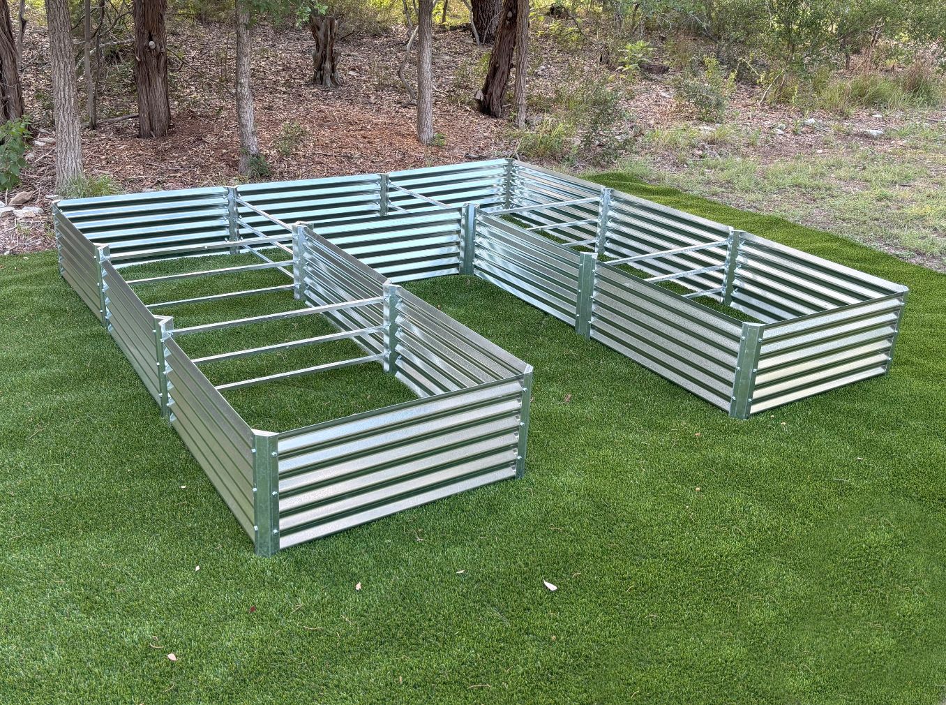 long u garden bed