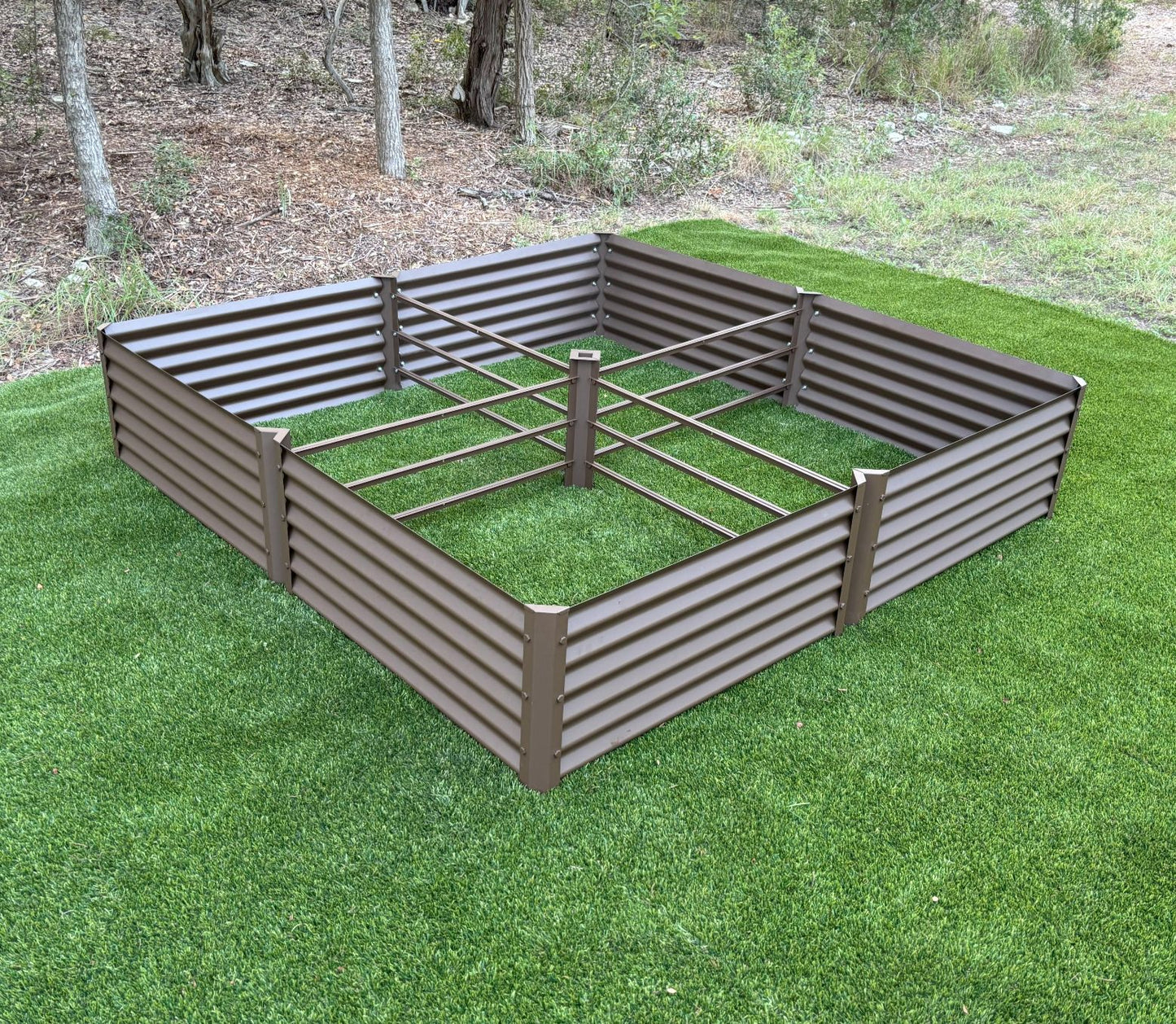 rustic cerro garden bed