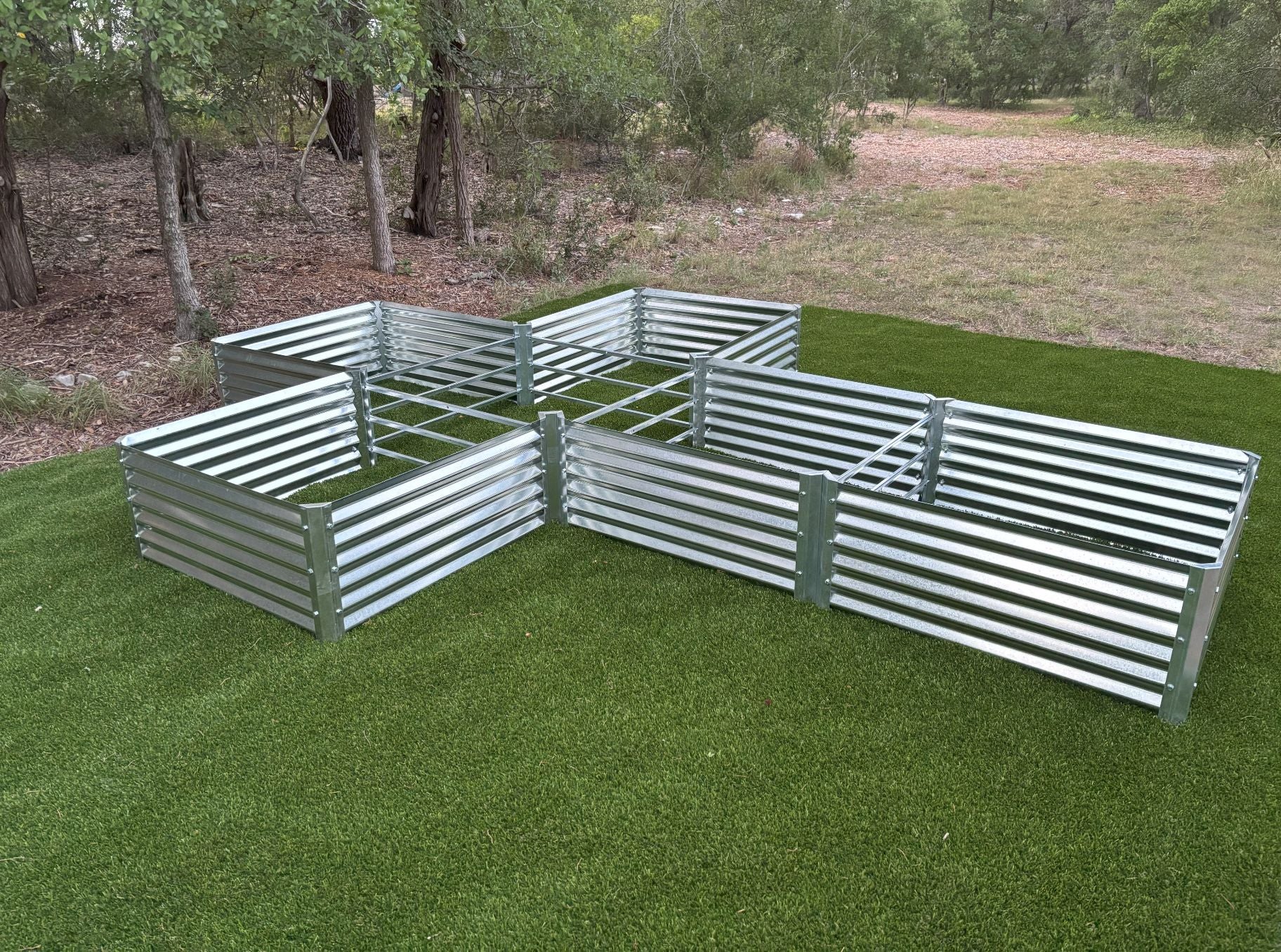 cross garden bed alternative view 2