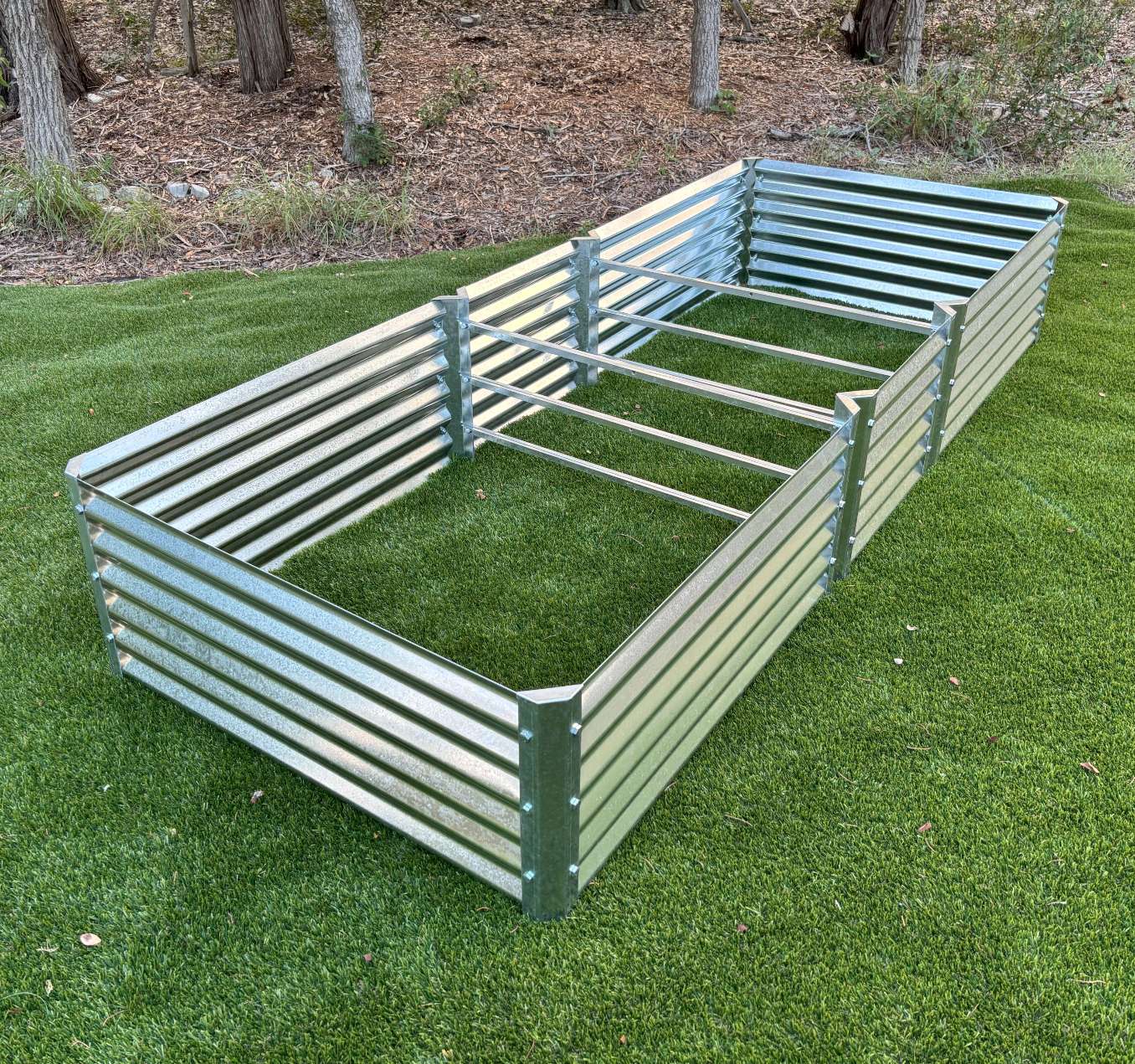 exacto garden bed