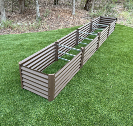 narrow rustic fresa garden bed
