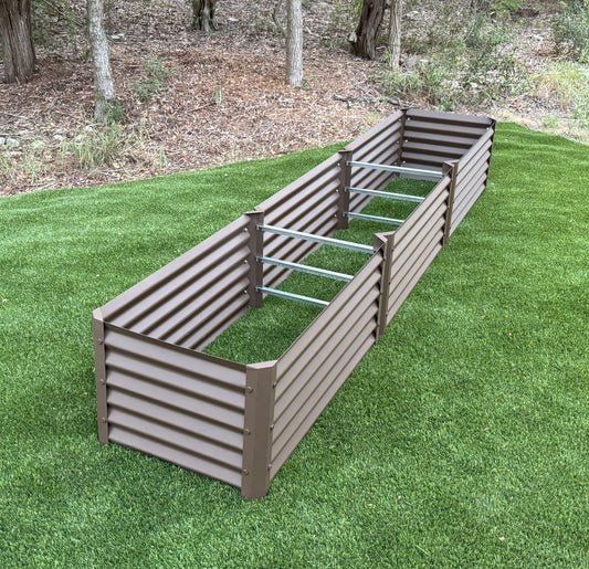 narrow rustic largo garden bed