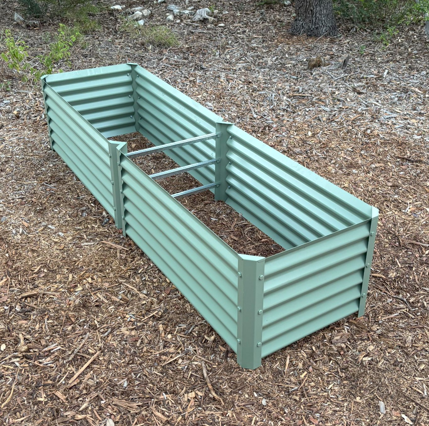 narrow sage grande garden bed