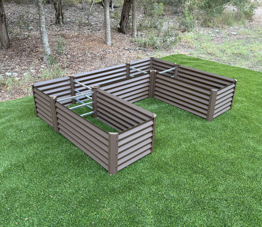 narrow rustic u garden bed