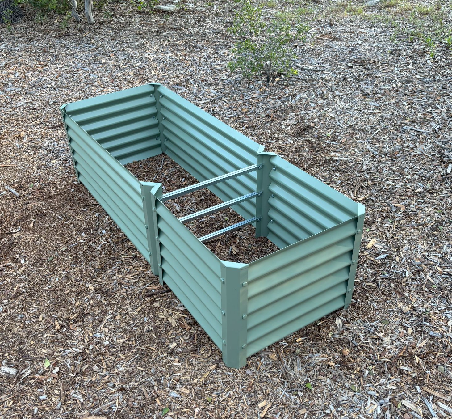 narrow sage medio garden bed