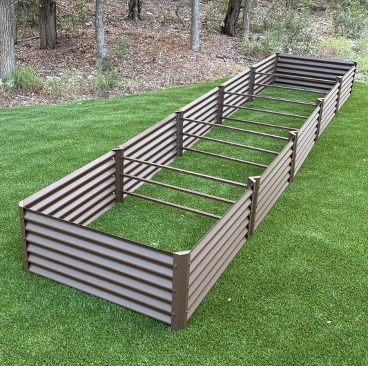 rustic sandia garden bed