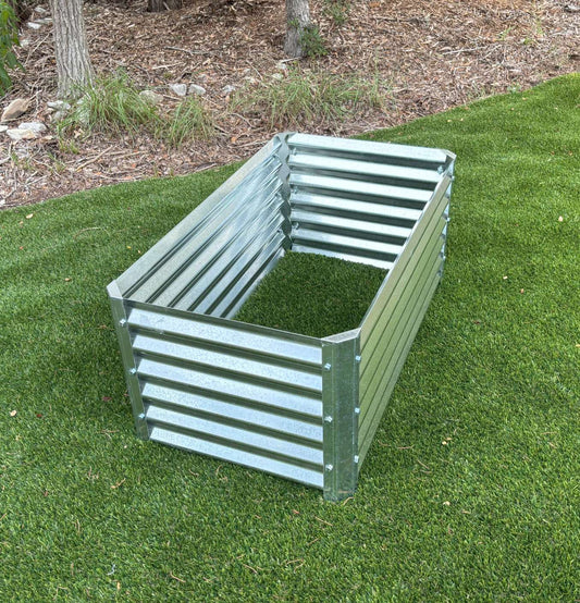 sendero garden bed